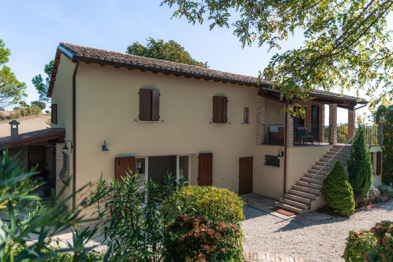 Ca' Le Cerque, Villa Surrounded By The Marche Nature 福松布罗内 外观 照片